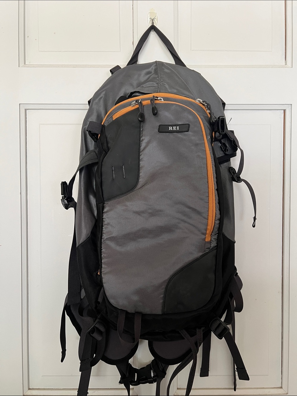Vintage REI Lookout technical hiking backpack.